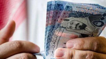 تغير جديد في سعر الريال مقابل الدولار والعملات الأجنبية.. تعرف على الأسعار اليوم الثلاثاء 27-1-1447